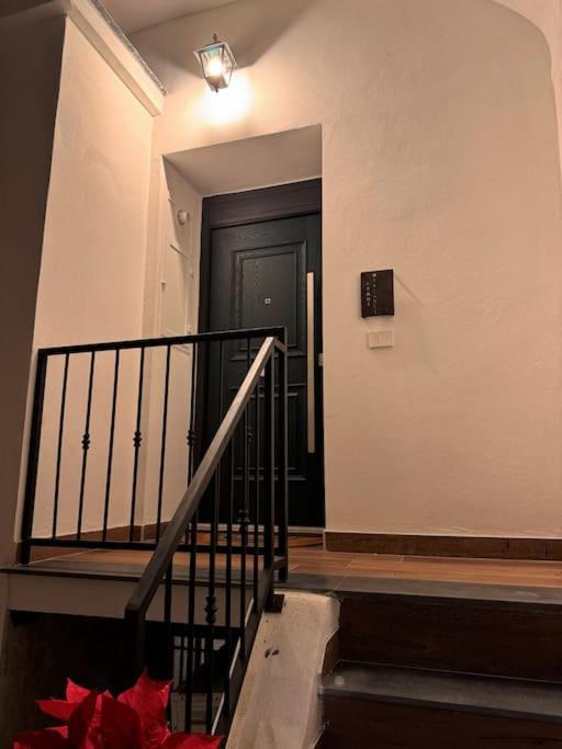 Domus Miraculi: Casa Storica Nel Cuore Di Napoli Екстериор снимка
