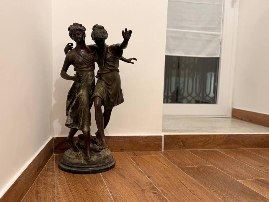 Domus Miraculi: Casa Storica Nel Cuore Di Napoli Екстериор снимка
